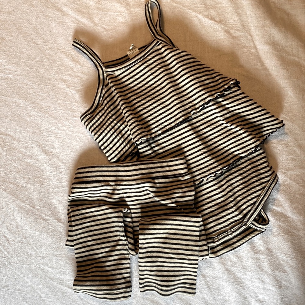 Kate Quinn 2 piece set